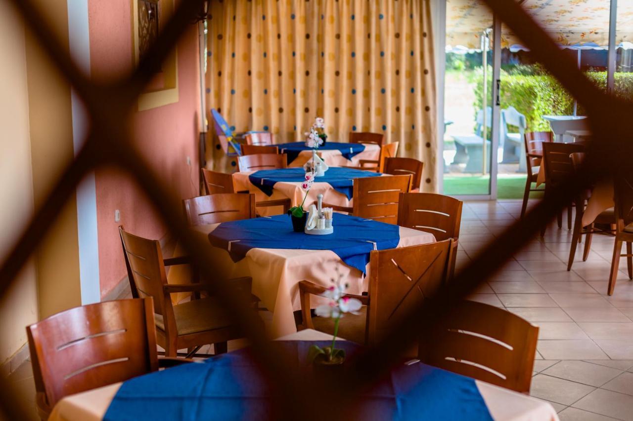 Sun & Sea Hotel Apartments Фалираки Екстериор снимка