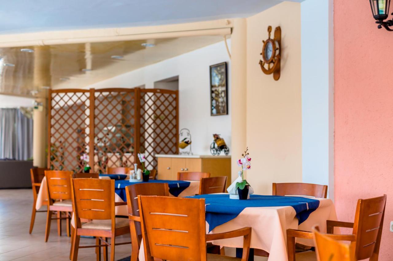Sun & Sea Hotel Apartments Фалираки Екстериор снимка
